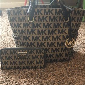 Michael Kors purse and wallet